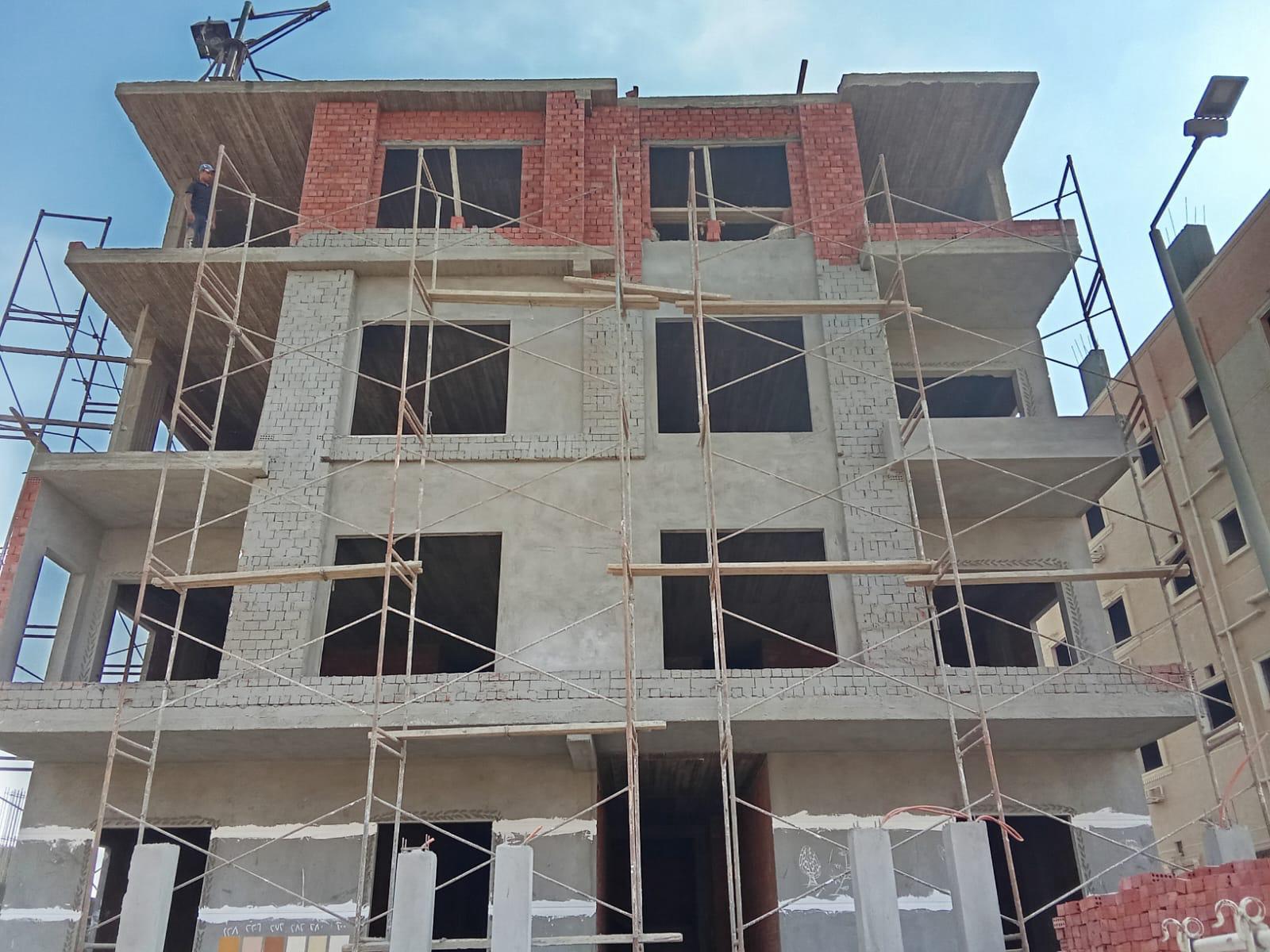 للبيع عمارة في بيت الوطن – الحي السابع بالتجمع الخامس | استثمار مميز ومساحة 622 متر