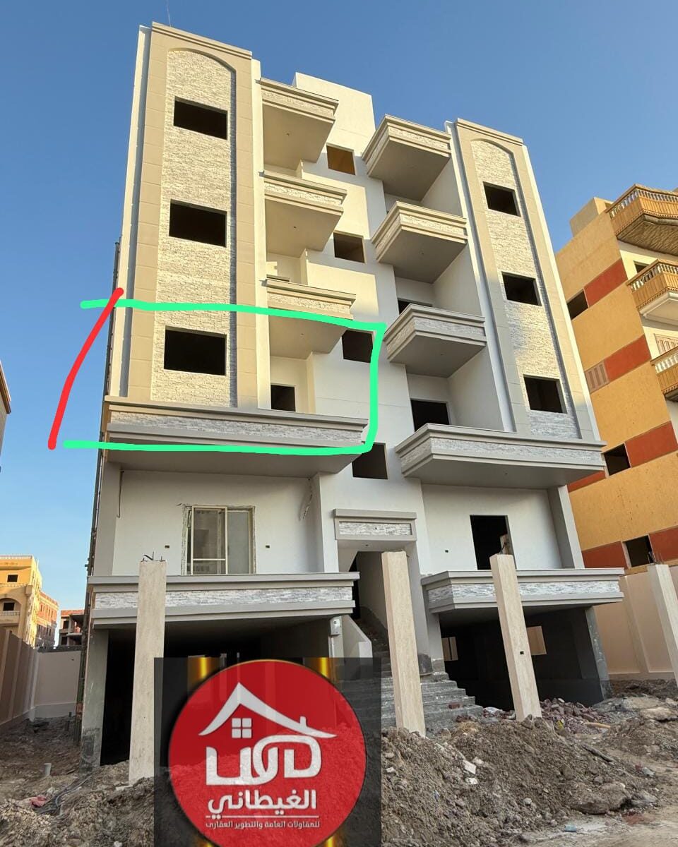 شقة نصف تشطيب للبيع بجوار الحديقة الدولية – موقع راقٍ وواجهة شرقية مميزة امتلك شقة استثنائية في أرقى مواقع دمياط الجديدة – منطقة النوادي